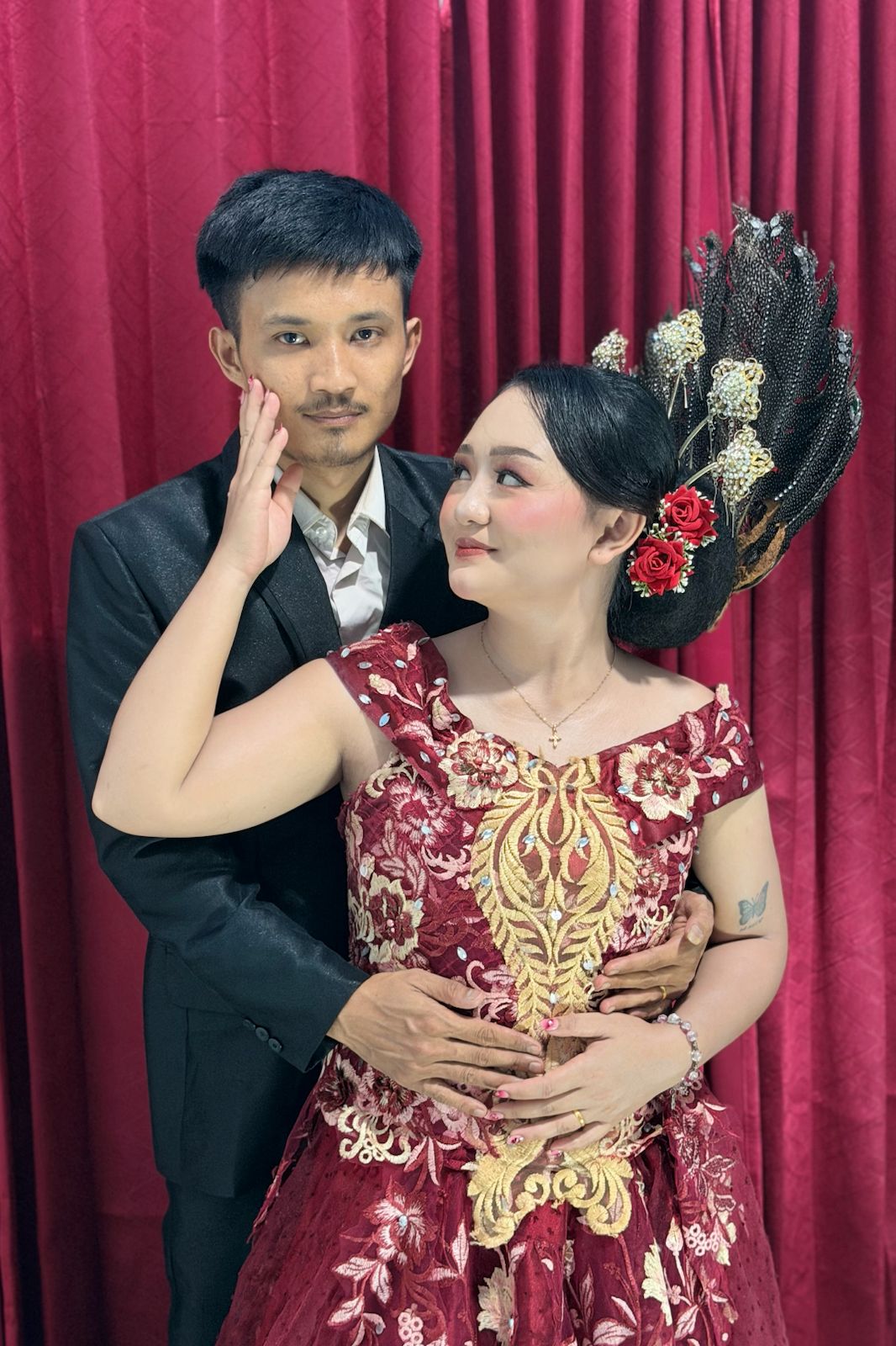Menjalin Kasih